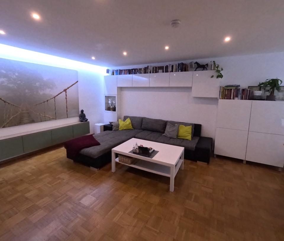 Thumbnail-Modernisierte 4-Zimmer EG Wohnung in ruhiger Lage Baiertals