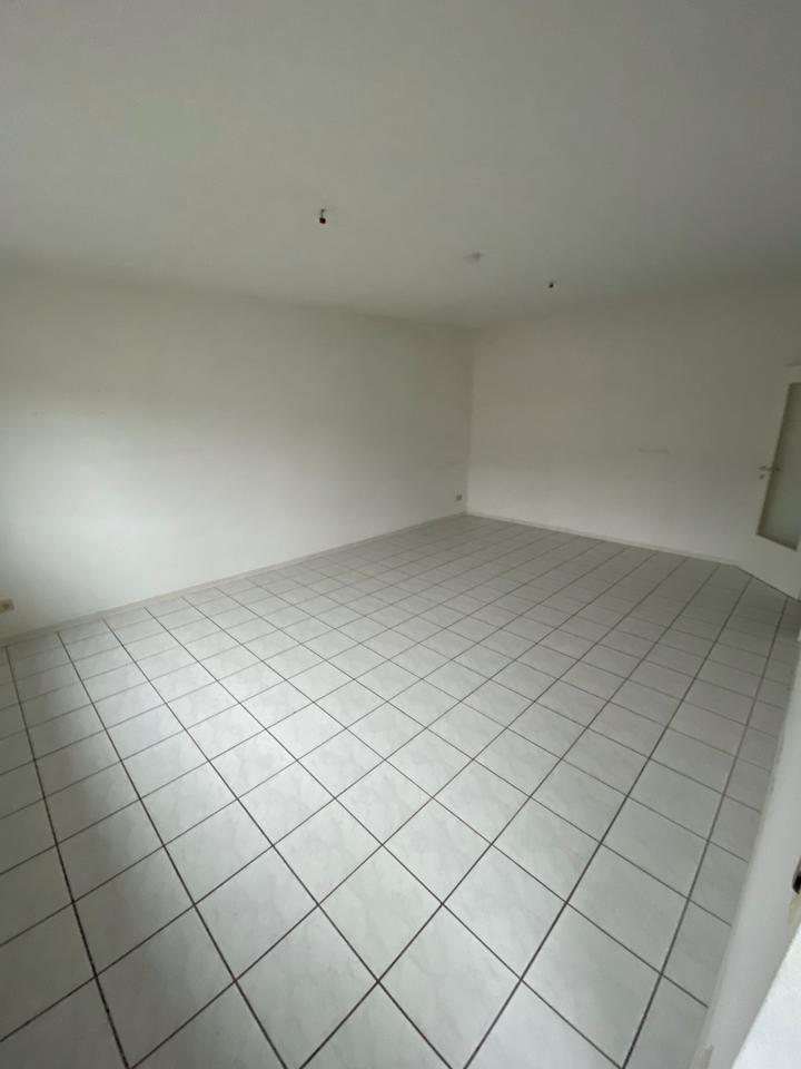 Thumbnail-Helle 2 ZKB-Wohnung mit Balkon in der Danziger Str. in Völklingen