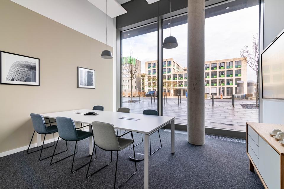 Thumbnail-Privater Büroraum für 4 Person in Regus Basler Straße