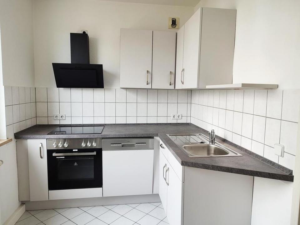 Thumbnail-Helle 2-Raum-Wohnung mit Einbauküche