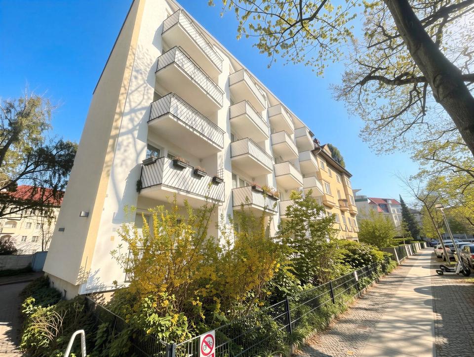 Thumbnail-Berliner Westend: City-Apartment mit solider Substanz in ruhiger