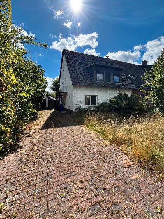 Thumbnail-Einfamilien-Haus mit Garten und Garage in Gifhorn, zentrale Lage