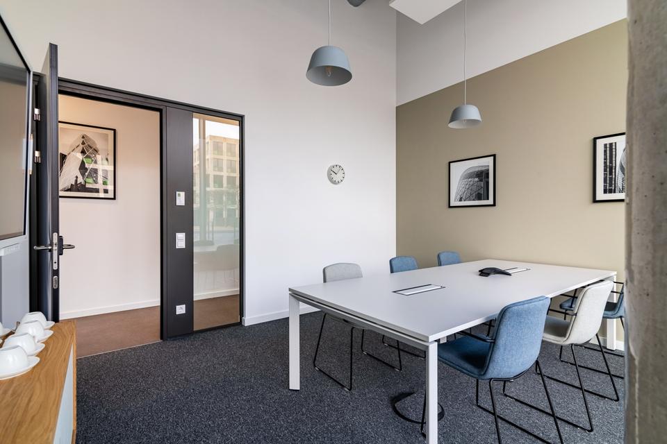 Thumbnail-Service-büros für 10 Personen in REGUS Basler Straße