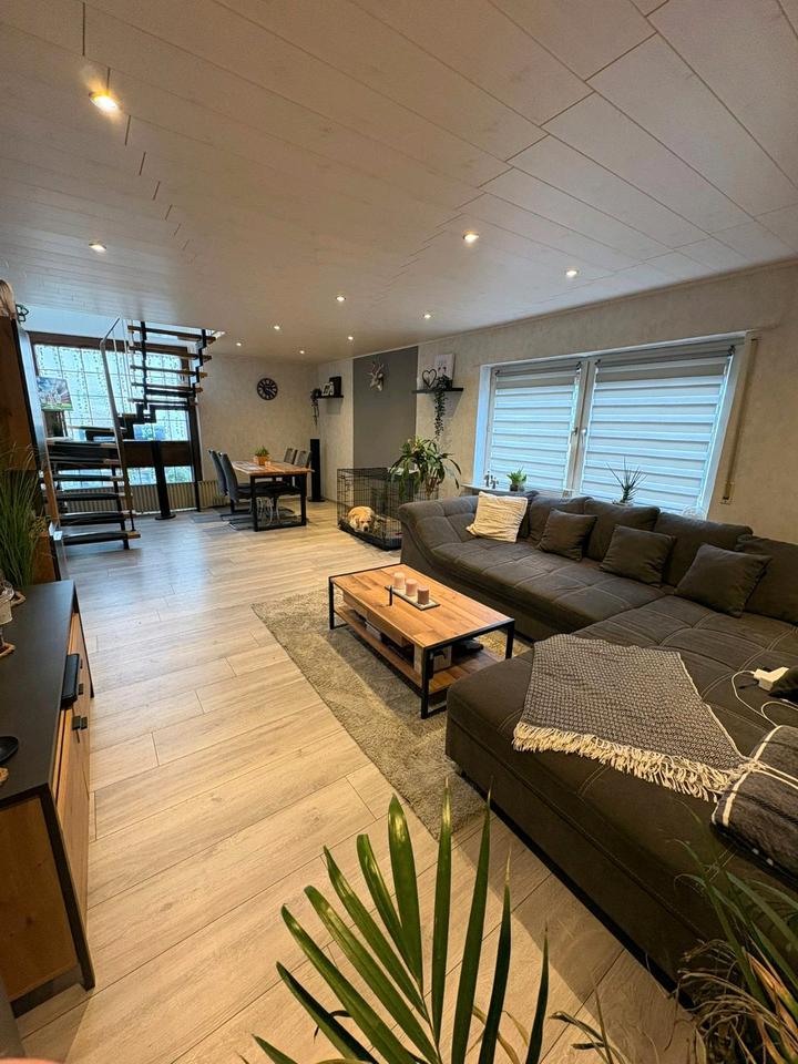 Thumbnail-Doppelhaushälfte DHH Wohnung in Herdorf zu vermieten