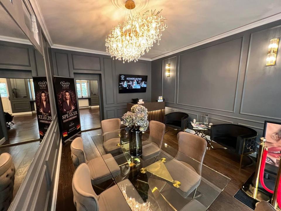 Thumbnail-Exklusiver Beauty Salon mit Schaufenster direkt am Olivaer Platz & Ku'Damm zu verkaufen