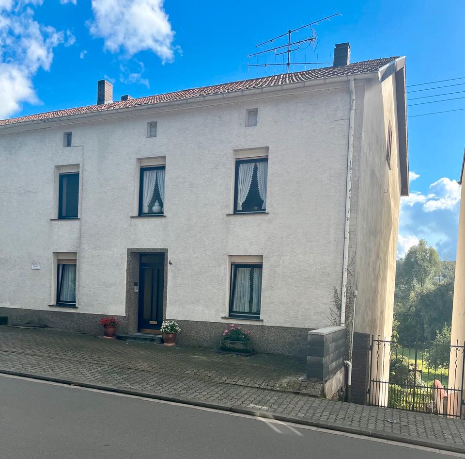 Thumbnail-Gut erhaltenes Bauernhaus Einfamilienhaus