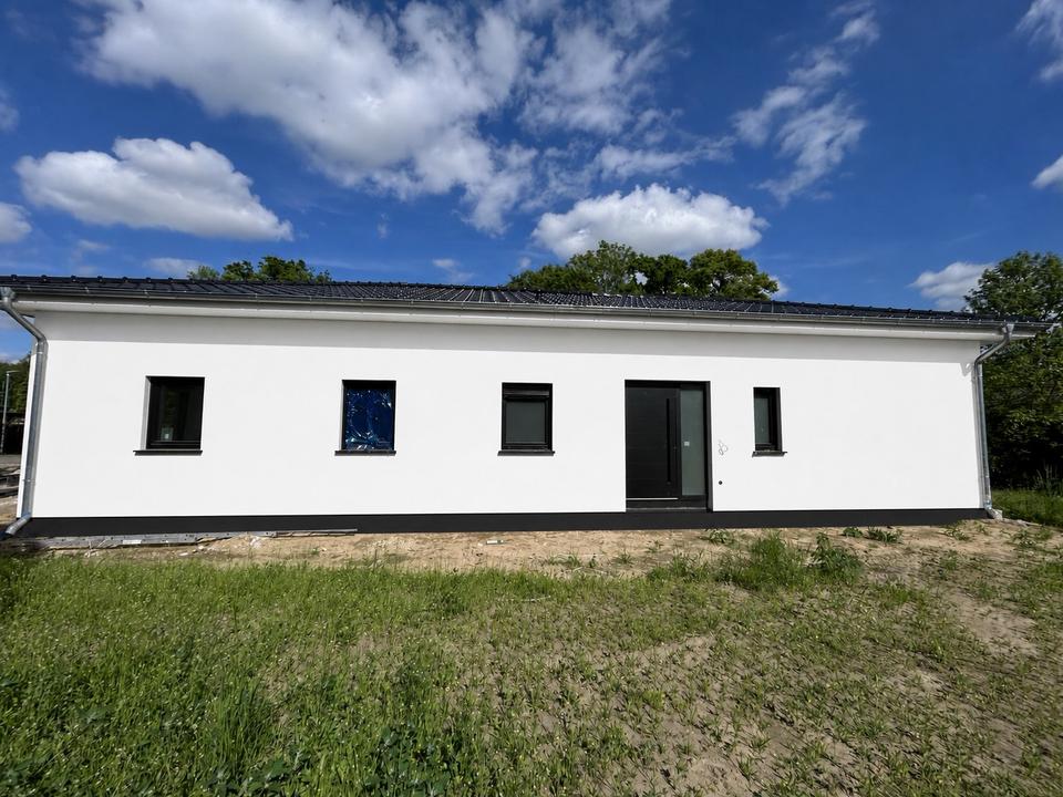 Thumbnail-Neubau Bungalow in Uelzen . SolaranlageAuf 137m2 Wohnfläche .