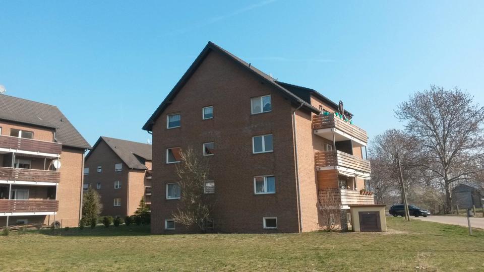 Thumbnail-Helle 3-Ziimmer DG-Wohnung mit Balkon und Keller in 39264 Zerbst