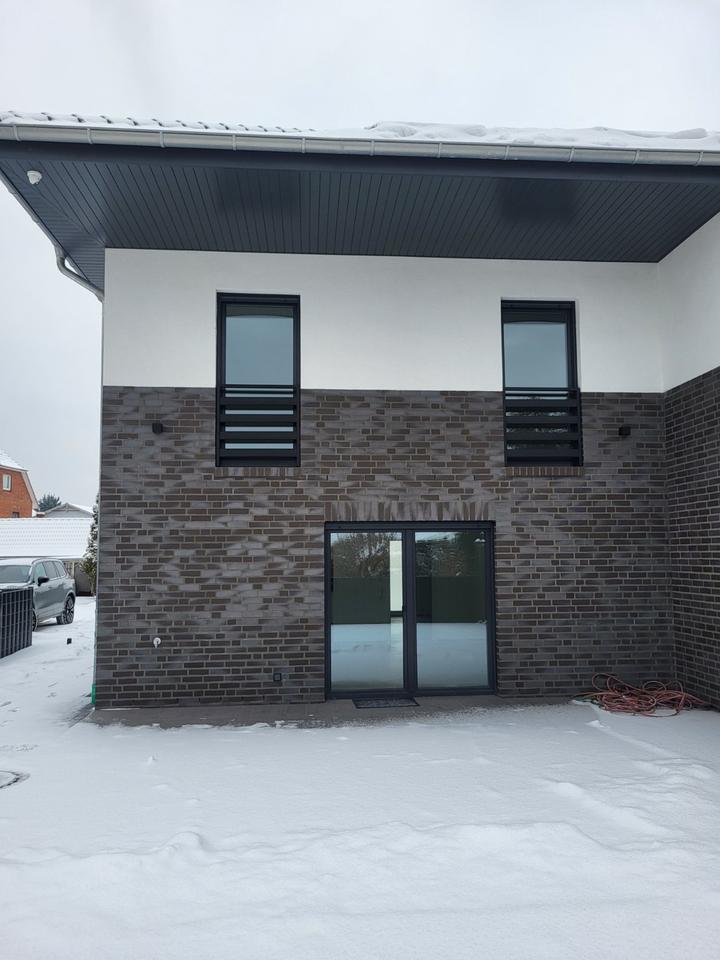 Thumbnail-Erstbezug! Moderne DHH mit Südterrasse, Einbauküche, Glasfaser &