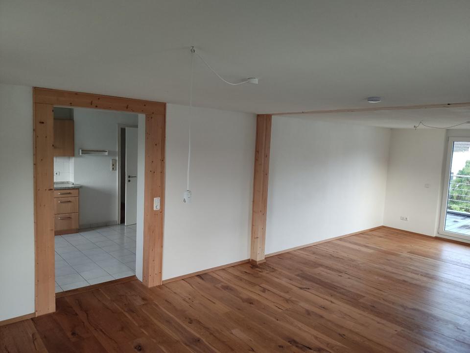 Thumbnail-Moderne 3,5-Zimmer-Wohnung mit Süd-Balkon, großem WohnEssbereich