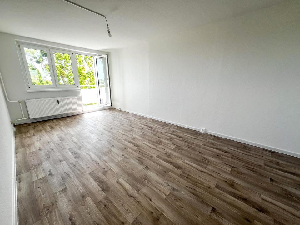 Thumbnail-3-Zimmer-Wohnung im 4. Obergeschoss nach Renovierung zu vermieten