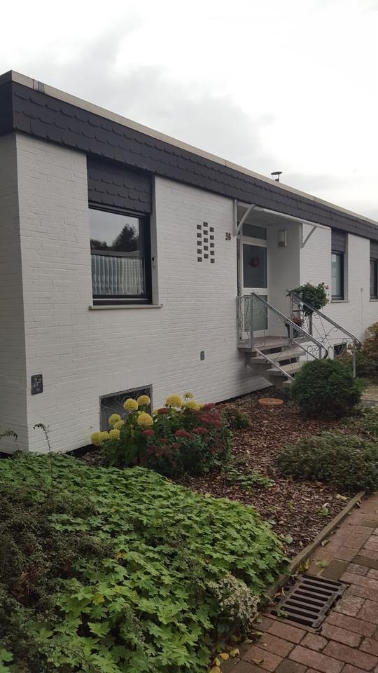 Thumbnail-Bungalow mit Atriumgarten in ruhiger Sackgassenlage in Davenstedt