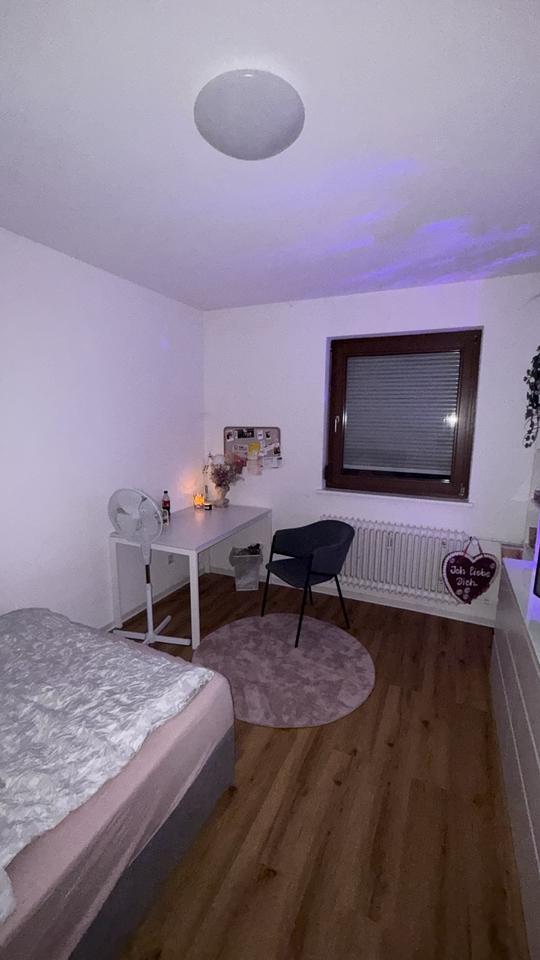 Thumbnail-Möbliertes, Schönes WG-Zimmer in Stuttgart ab 01.01.26