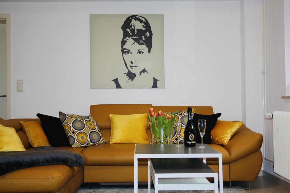 Thumbnail-Schicke möblierte Souterrain-Wohnung, 55 qm, in Mainz-Lerchenberg zu vermieten