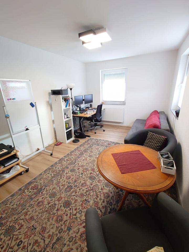 Thumbnail-Exklusive 3 Zi. Wohnung mit Süd-Balkon & Einzelgarage