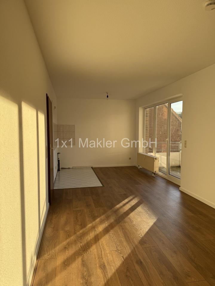 Thumbnail-1,5 Zimmer Wohnung mit Südbalkon u. Stellplatz