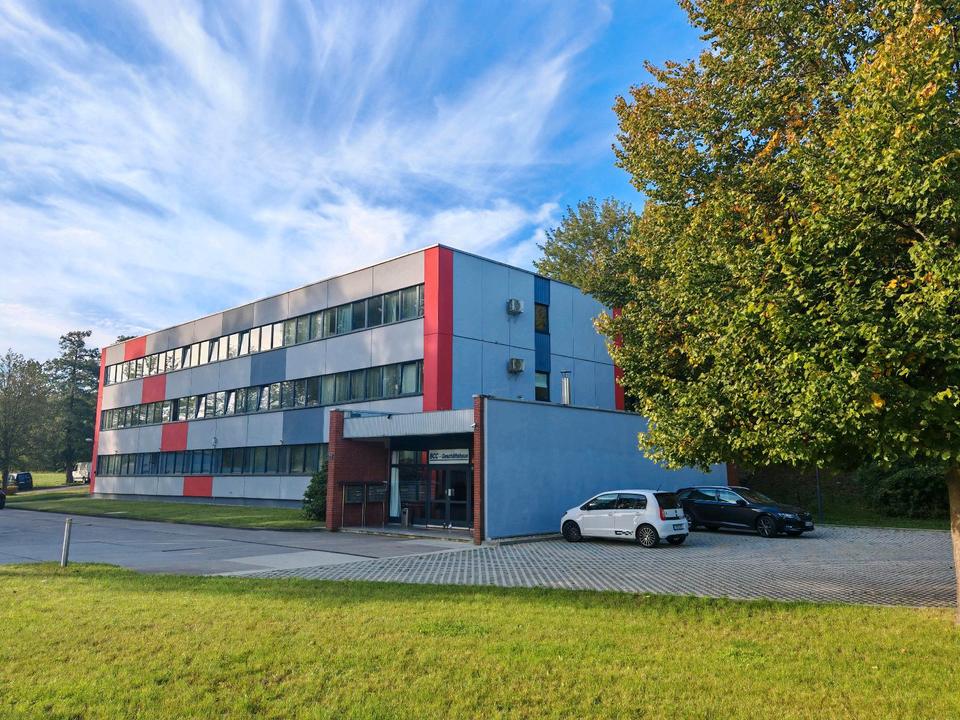 Thumbnail-Harthau, Büroeinheit 5x Büro teilbar. Nähe ACC. Abgeschlossen.