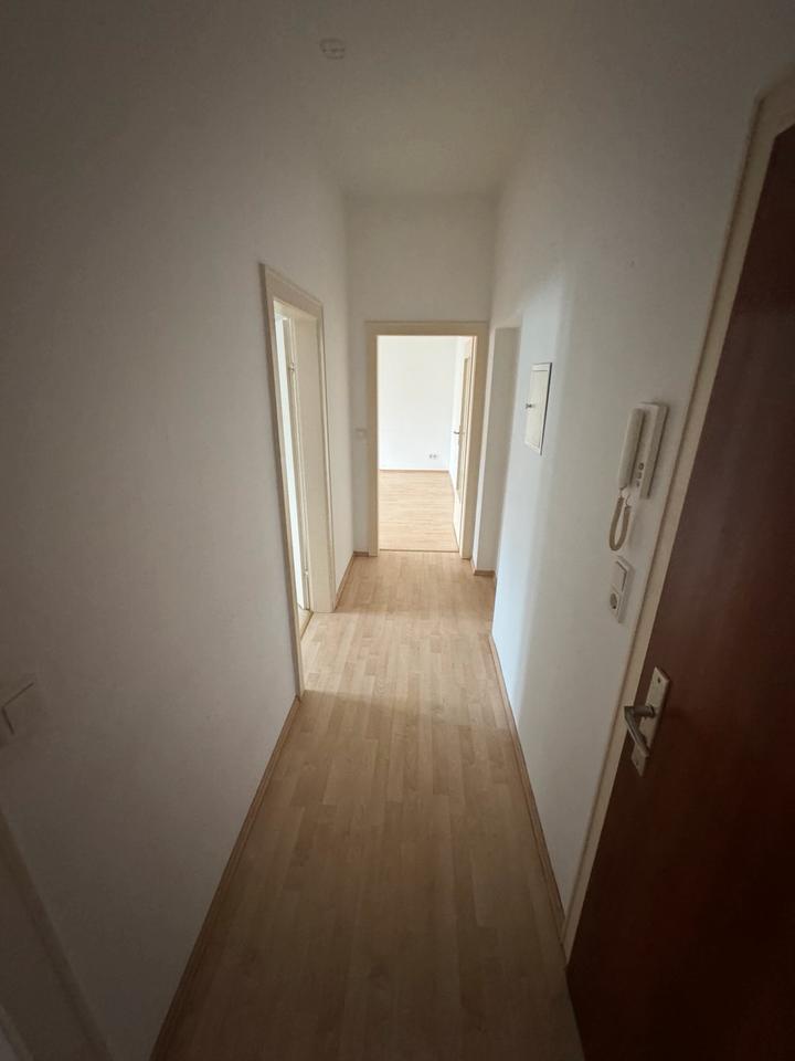 Thumbnail-1-ZKB in Wiesbaden Innenstadt 600€ kalt+275€ NK