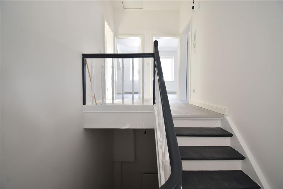 Thumbnail-Haus-im-Haus! Renovierte 3-Z-Maisonette-Whg in NE-Hoisten