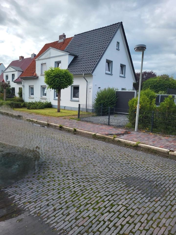 Thumbnail-Werfthaus mit Garten