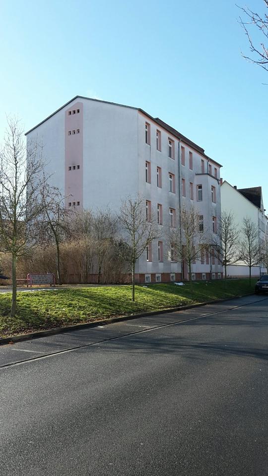 Thumbnail-Dreiraumwohnung mit Balkon und Tageslichtbad