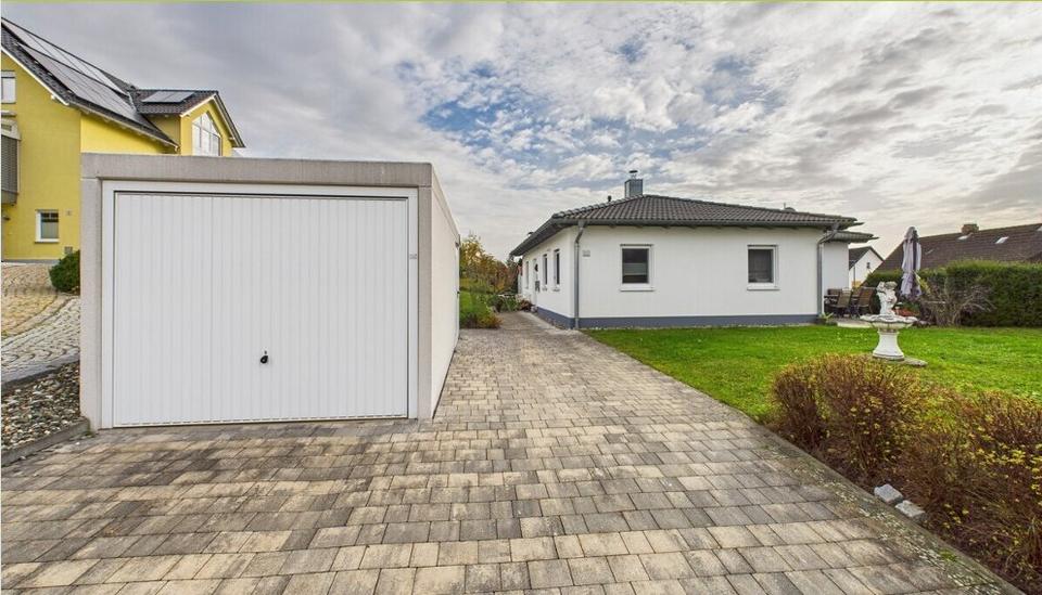 Thumbnail-Neuwertiger Winkelbungalow in begehrter Wohnlage energieeffizient