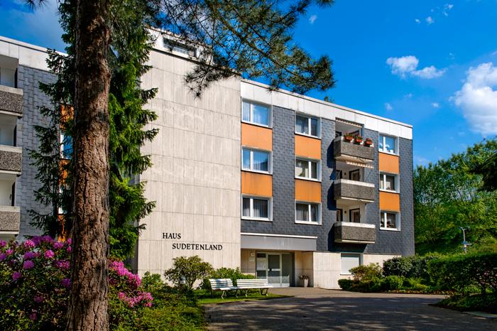 Thumbnail-**Senioren mit WBS** 2-Zimmer-Wohnung in Solingen Mitte mit Balkon und Laminatboden