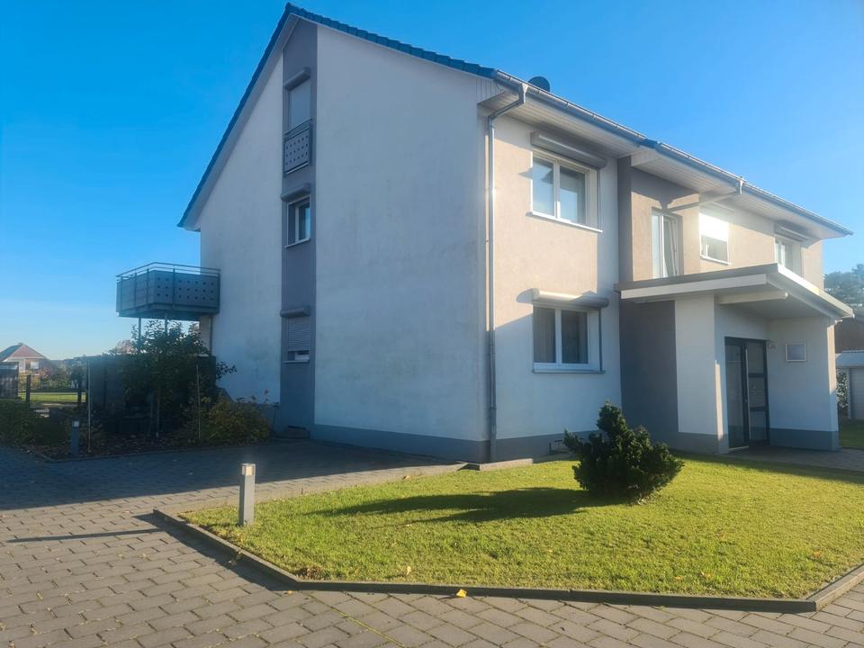 Thumbnail-Attraktive 2-Zimmer-Wohnung mit eigenem Garten EG