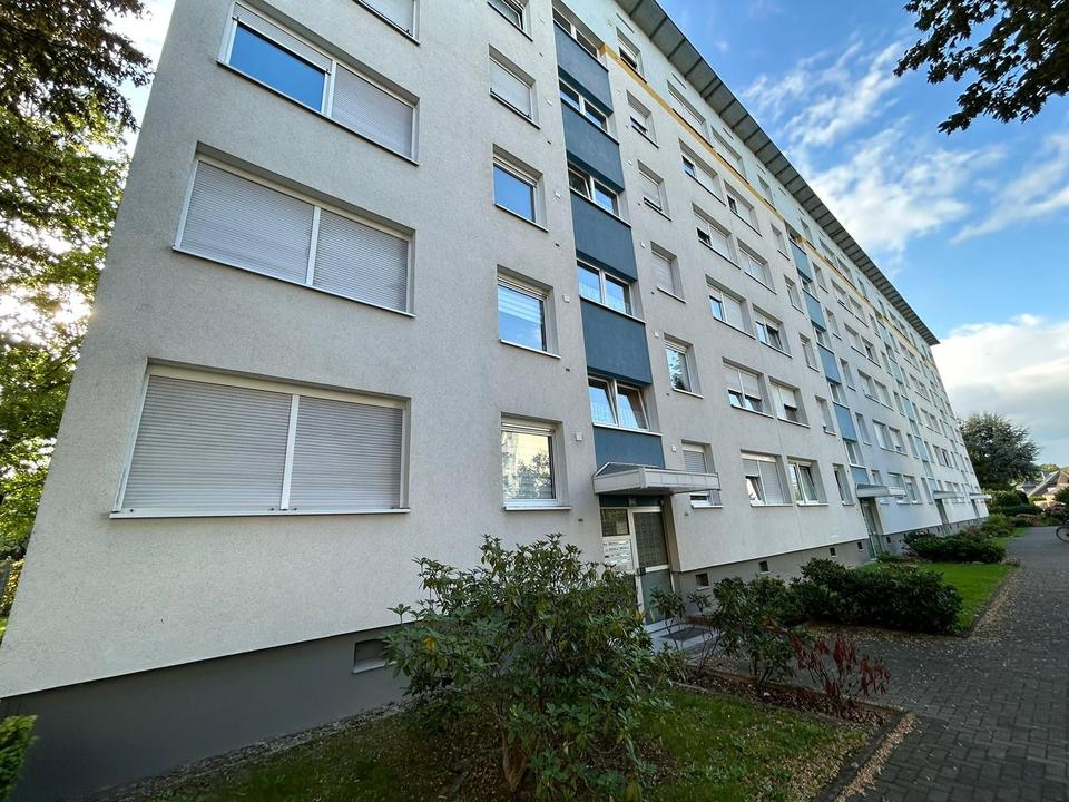 Thumbnail-3-Zimmer-Wohnung mit Balkon in Dormagen-Hackenbroich zu vermieten