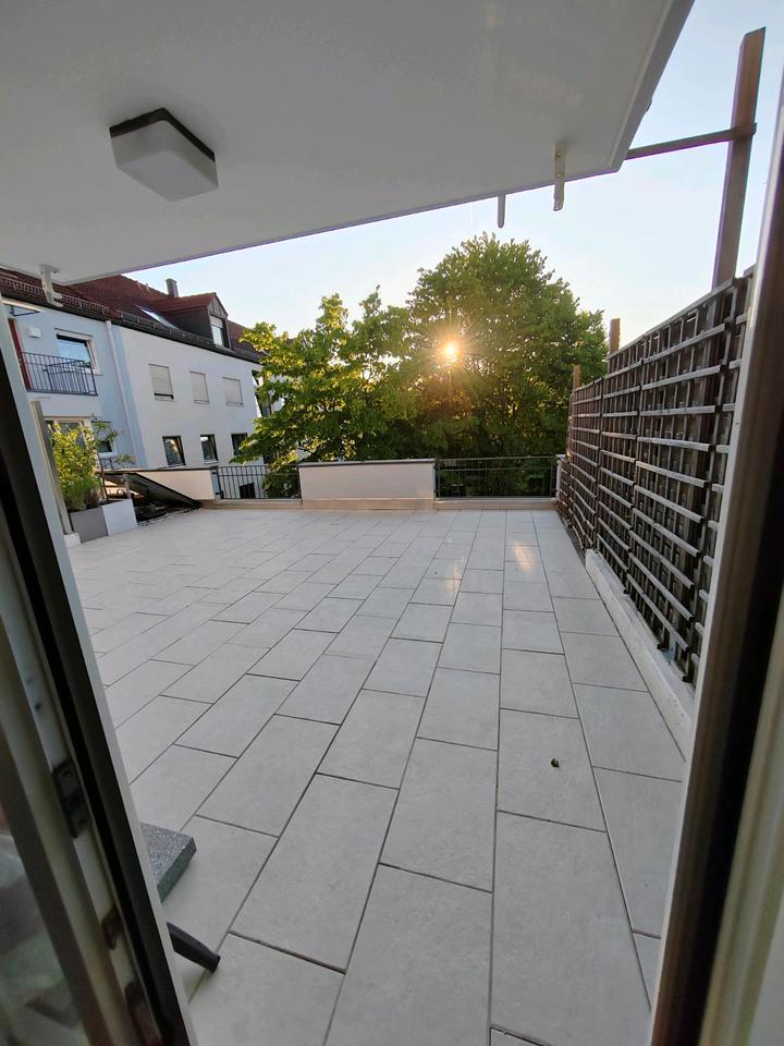 Thumbnail-Provisionsfreie 3ZKB mit Dachterrasse zu verkaufen
