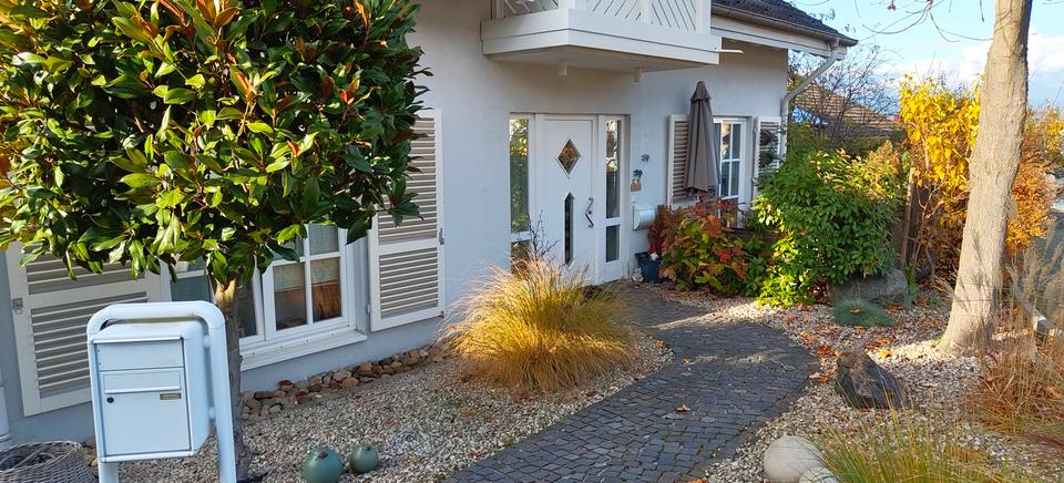 Thumbnail-2-Zimmerwohnung, eigen Zugang, kleine Terrasse in Gau-Algesheim