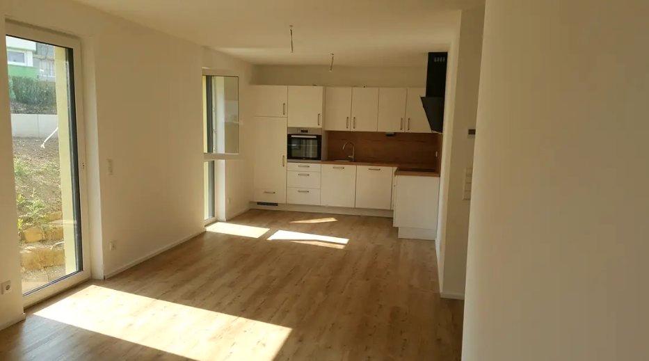 Thumbnail-Helle 3-Zimmer-Whng mit Küche & Balkon in ruhiger Lage, Neubau