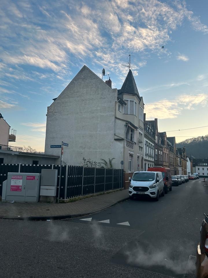 Thumbnail-Haus Zweifamilienhaus mit Garten