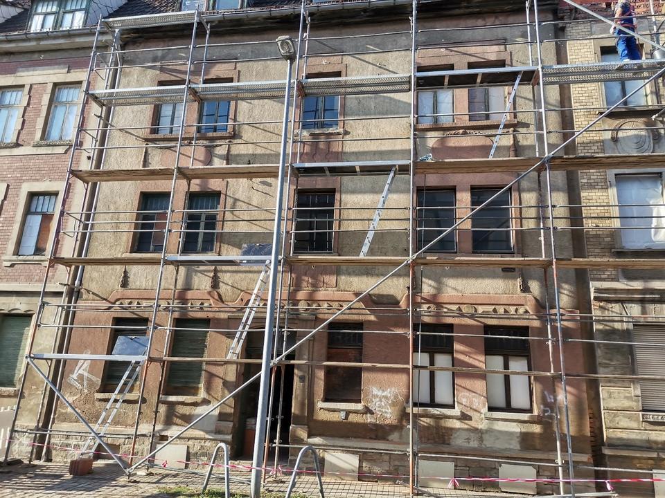 Thumbnail-Zwei renovierungsbedürftige Mehrfamilienhäuser mit Potenzial