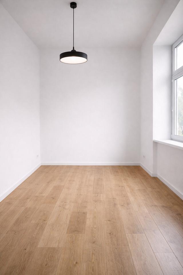 Thumbnail-3,5 Zimmer- Wohnung im 2.OG im Bahnhofsgebäude in Uffenheim zu vermieten – Erstbezug nach Sanierung!