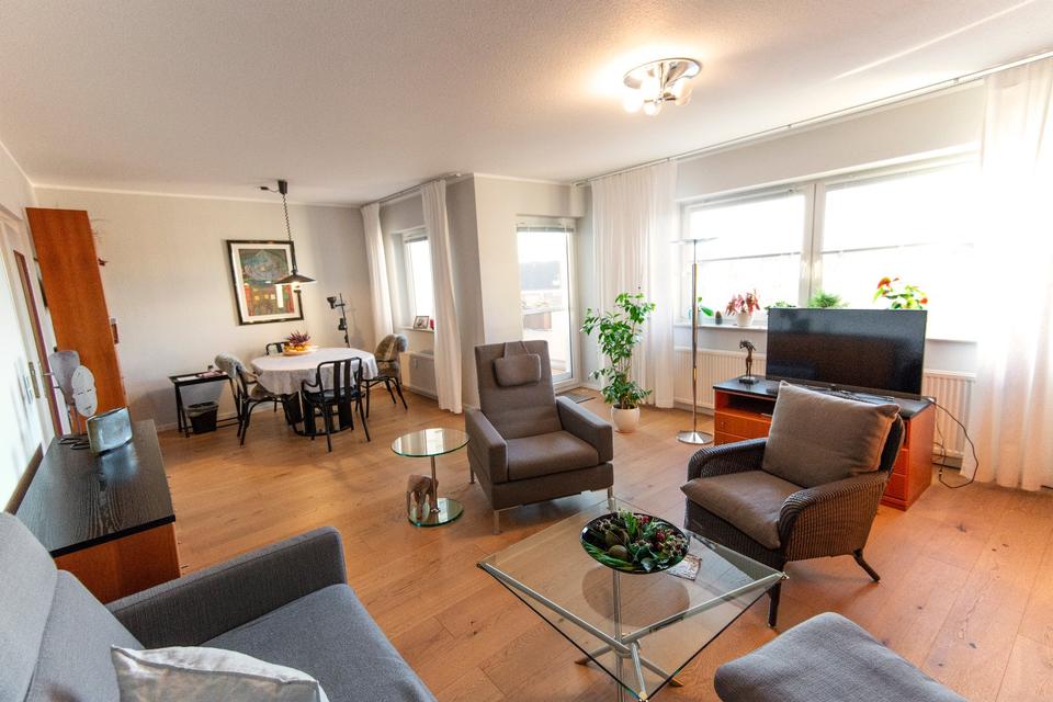 Thumbnail-Hochwertige helle 3 Zimmer Wohnung Groß-Buchholz > MHH + Garage