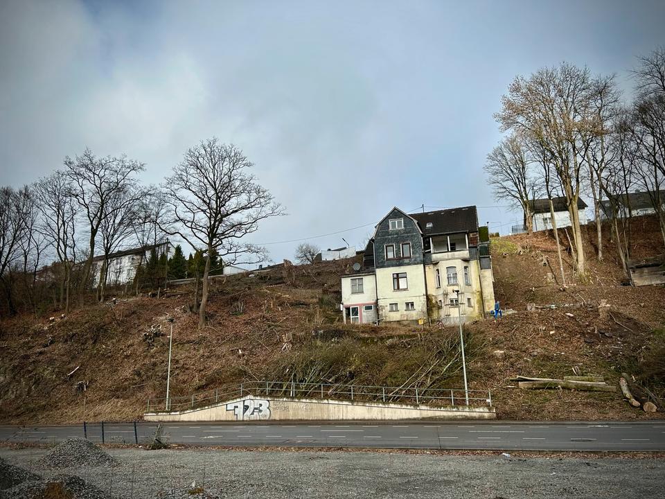 Thumbnail-STADTVILLA in GUMMERSBACH NIEDERSEßMAR