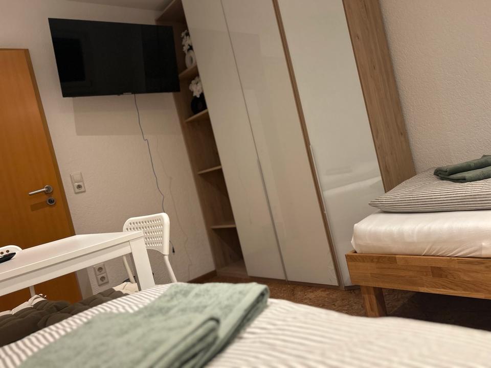 Thumbnail-Möbeliertes Zimmer zu vermieten