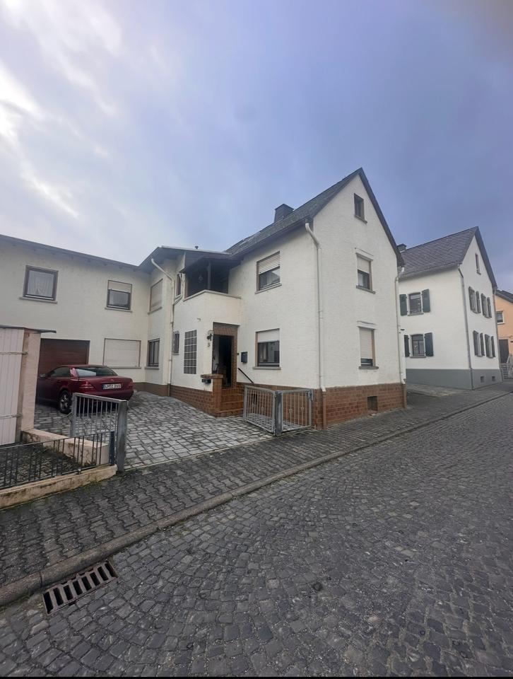 Thumbnail-Haus zu vermieten in Eschhofen