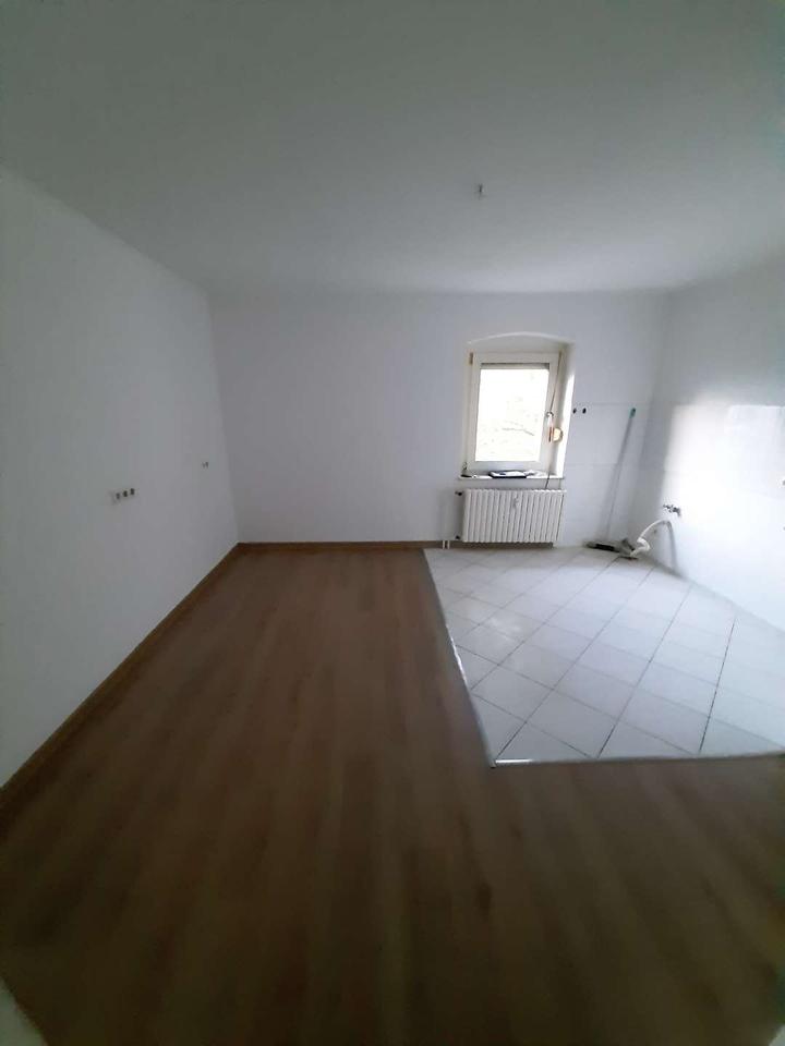 Thumbnail-Annenstraße 82 - Schöne 3- Zi.- Whg. in zentraler Lage zu vermieten