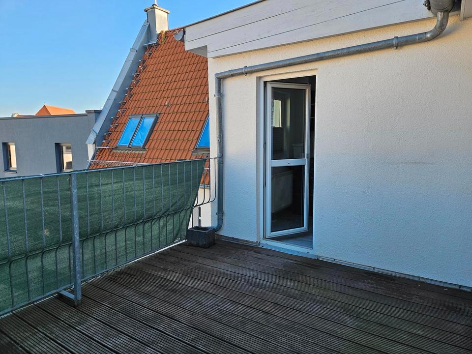 Thumbnail-Hübsche 3 Zi-Wohnung mit Dachterrasse - perfekt angebunden