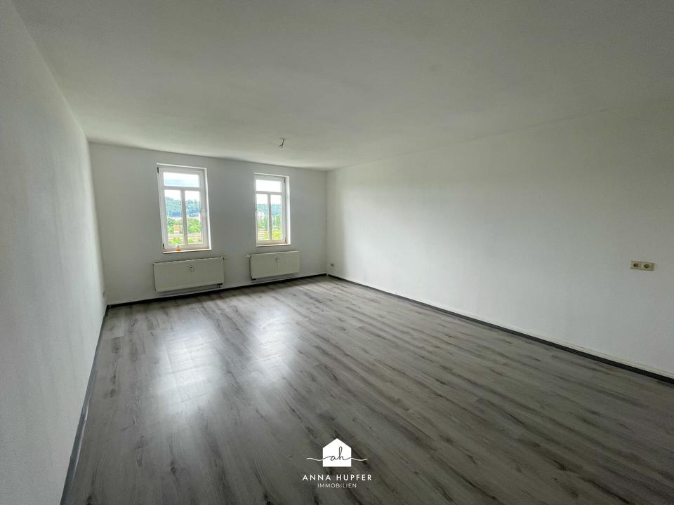 Thumbnail-Renovierte 2-Raum-Wohnung im Dachgeschoss