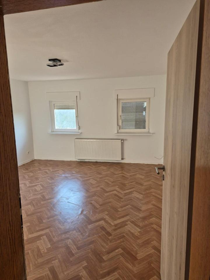 Thumbnail-4ZKB Wohnung für Jobcenter - 6 Personen - frisch renoviert