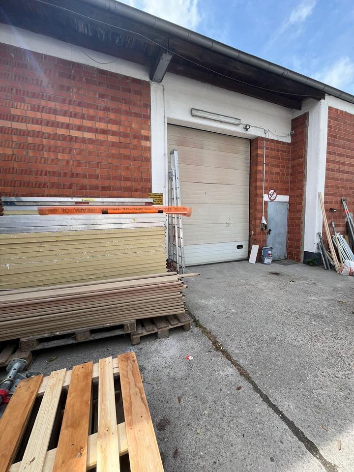 Thumbnail-Halle 229,28 m2 • ebenerdig • Stellplätze • WC vorhanden