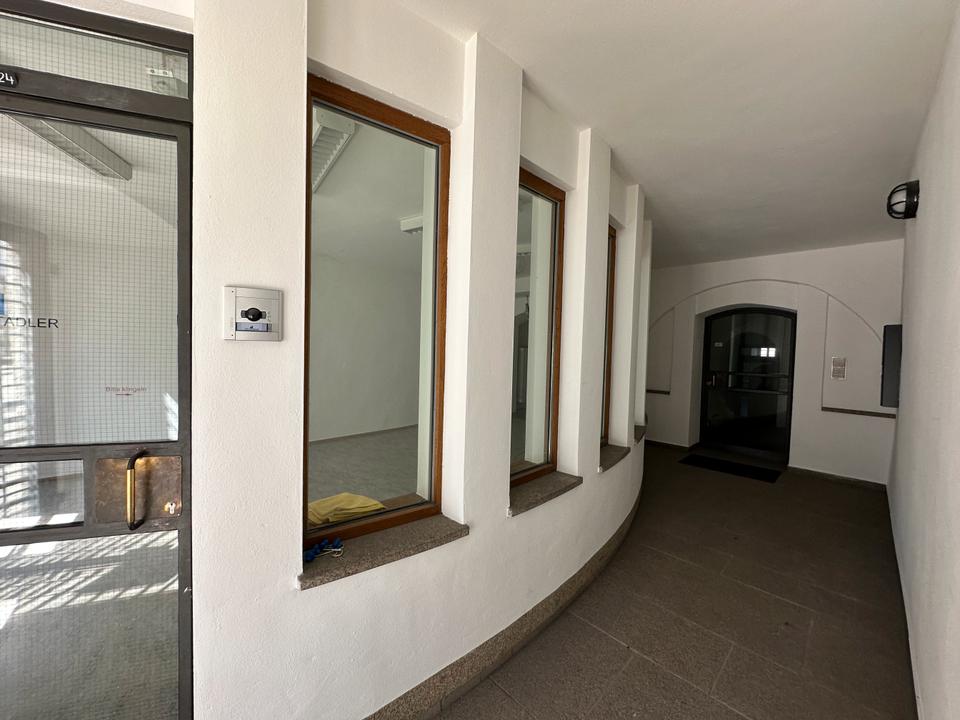 Thumbnail-Hochwertig kernsanierte Gewerbeeinheit mit Galerie & Terrasse am Stadtplatz in Neustadt