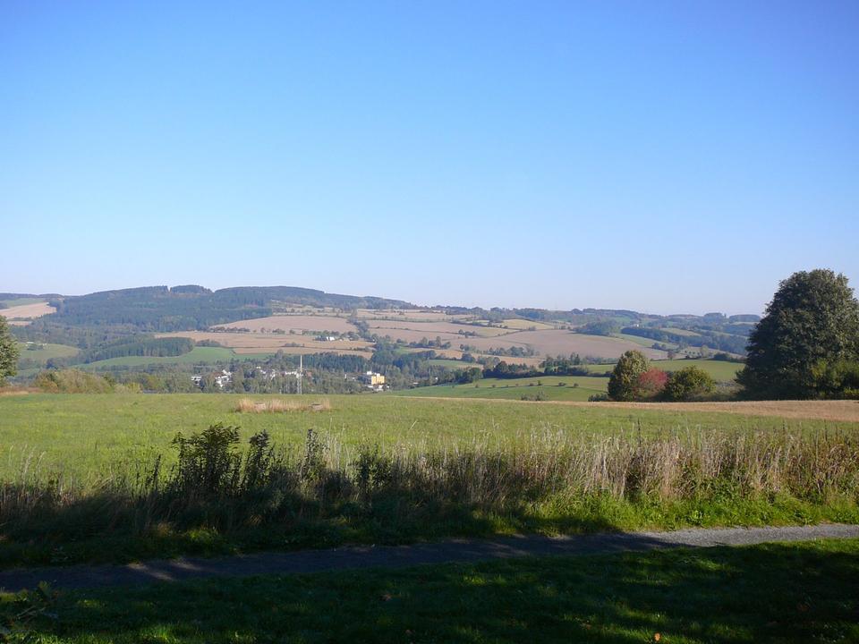 Thumbnail-3-Raum-Wohnung mit Balkon in Hochparterre