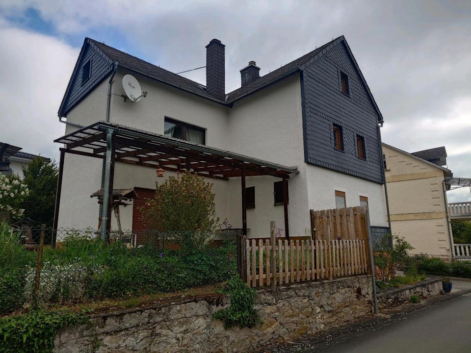 Thumbnail-Haus mit Nebengebäude