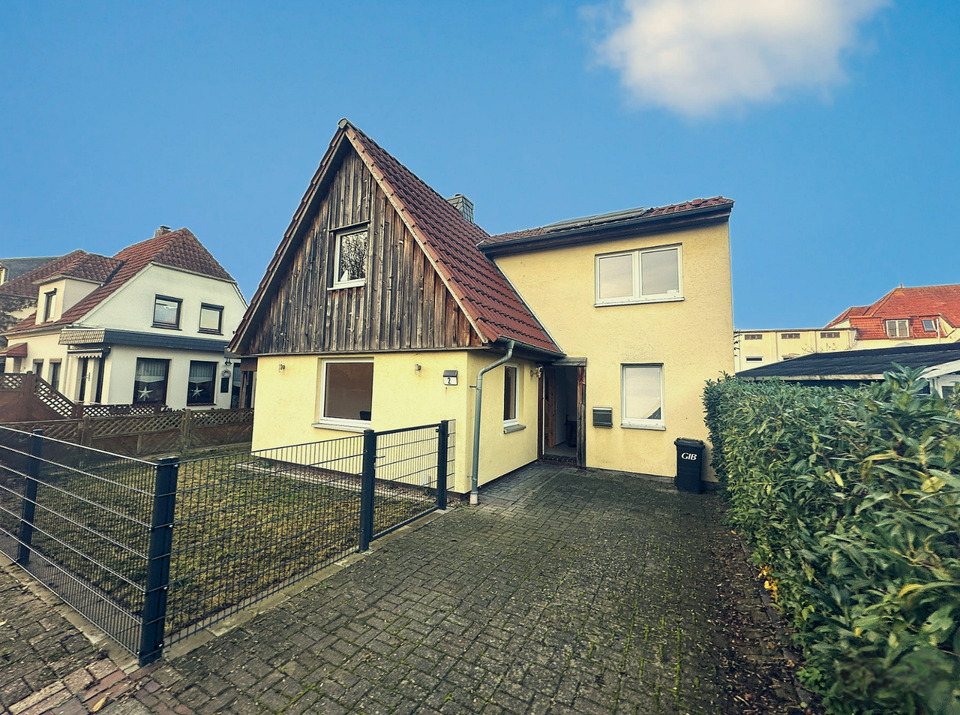 Thumbnail-Charmantes Haus mit Wohlfühlatmosphäre und 3 Zimmern zur Miete in Brake