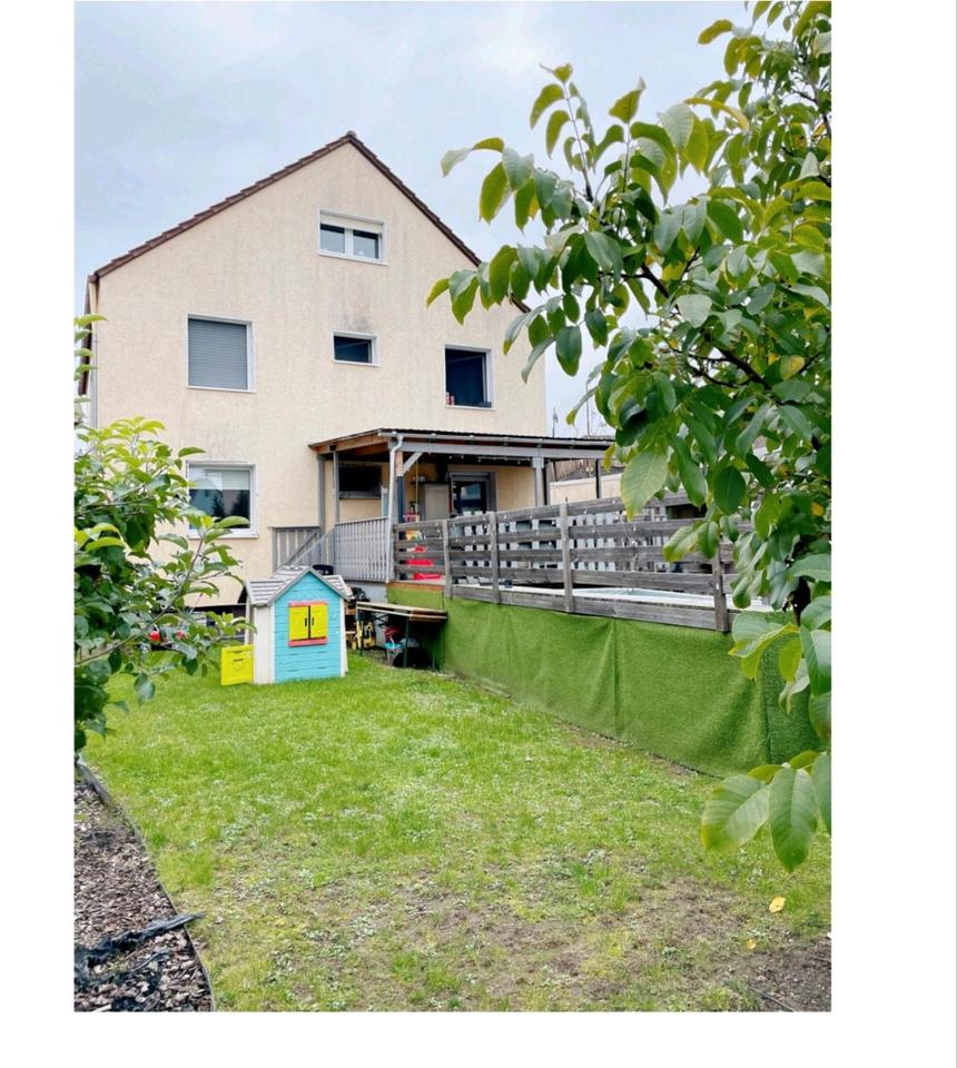 Thumbnail-Mehrfamilienhaus mit drei Wohneinheiten –