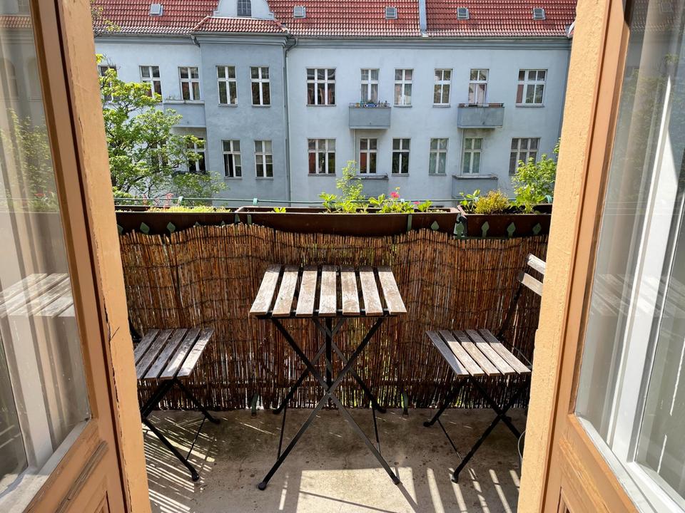 Thumbnail-Zur Untermiete sonnige 93 qm in Tempelhof April - August 2026